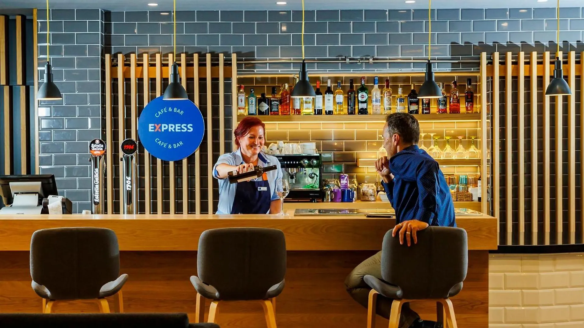 Holiday Inn Express Bilbao Airport By Ihg Derio Spain