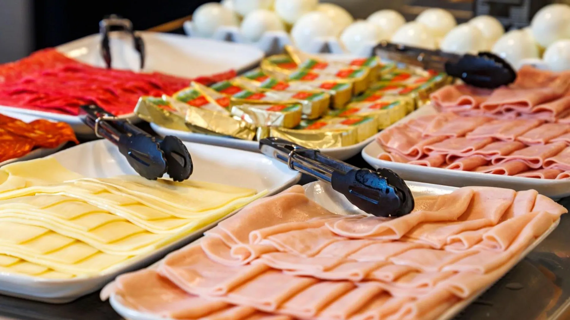 Hotel Holiday Inn Express Bilbao Airport By Ihg Derio