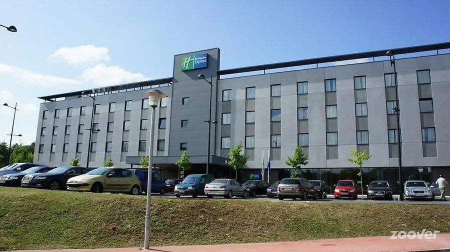 Holiday Inn Express Bilbao Airport By Ihg Derio