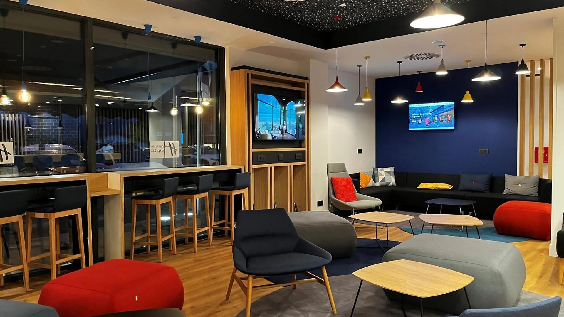 Holiday Inn Express Bilbao Airport By Ihg Derio 3*,  Spain