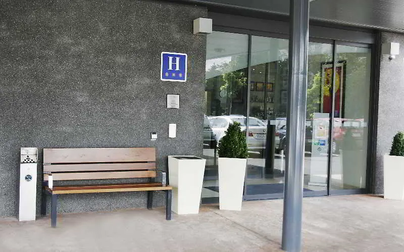 Holiday Inn Express Bilbao Airport By Ihg Derio 3*,